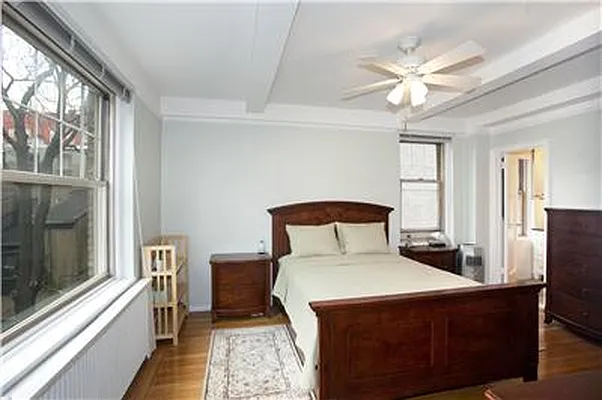 Sold by R New York | media 12