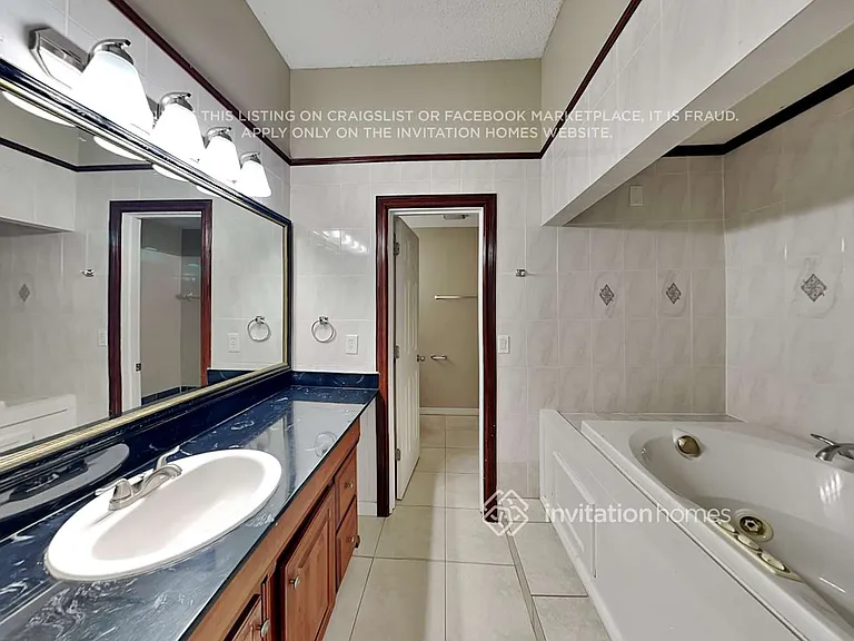 706 49th St E — Photo 13