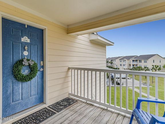 3rd image of 2421 Beach View Dr #C06