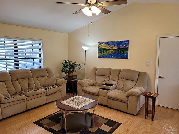 5th image of 10587 Fair Pine Dr