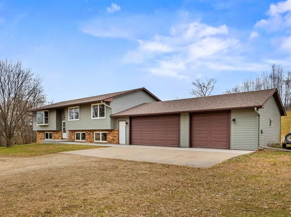 4245 Plum Creek Rd, Elko New Market, MN 55020