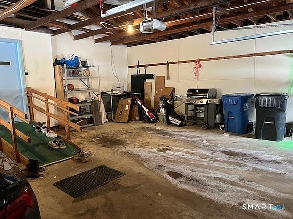 3rd image of 149 Hillyndale Road