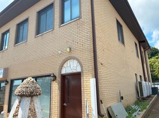 1684 Dixwell Ave #A, Hamden, CT 06514