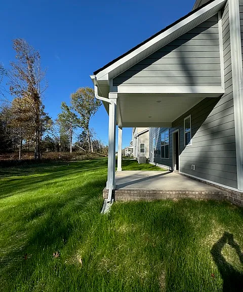 2476 Williams Ridge Dr — Photo 35