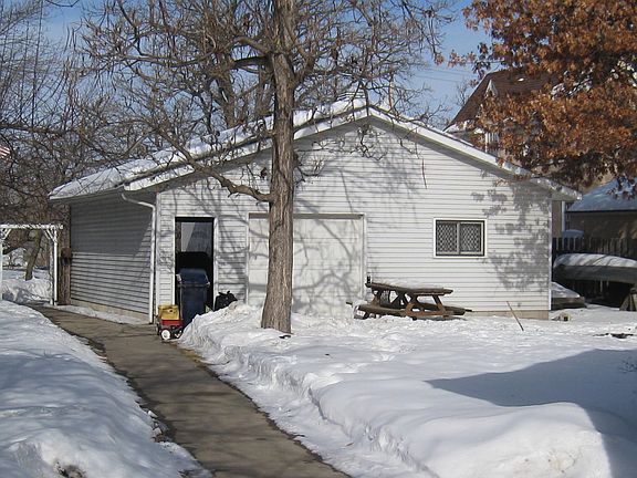 2+ car garage