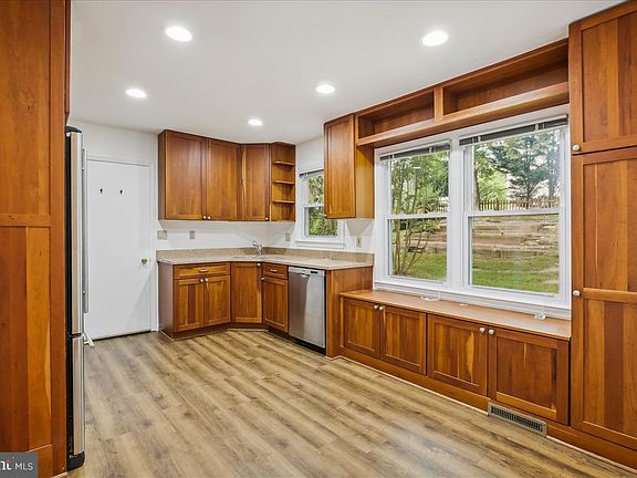 5th image of 12 Hardwicke Pl