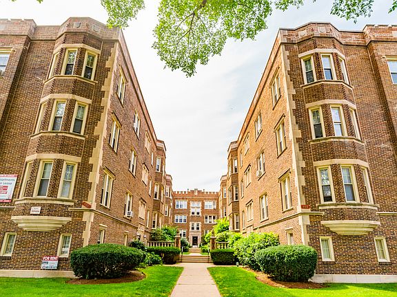 2nd image of 930 Judson Ave #932-W1