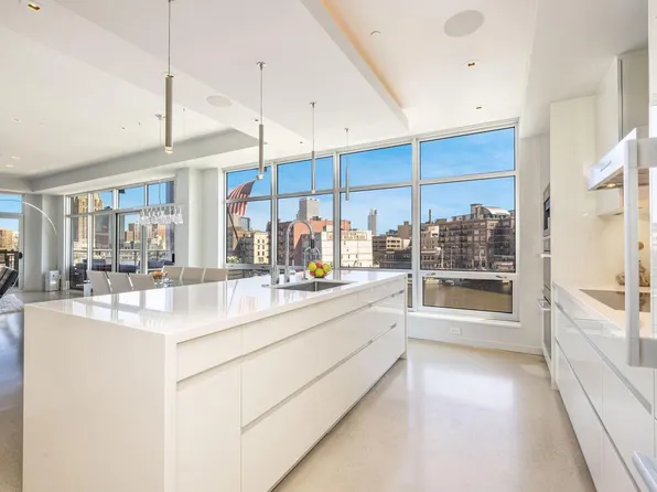 106 West Seeboth STREET #411, Milwaukee, WI 53204