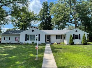 2166 Grimmwood Dr, Lima, OH 45806