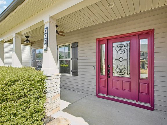 2nd image of 1021 Old Baron Dr