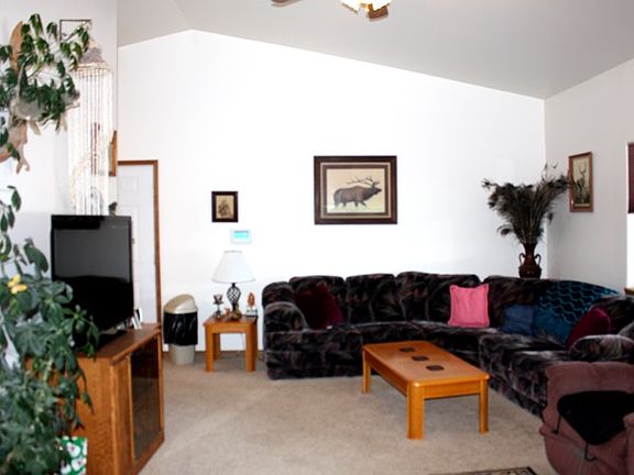 3rd image of 3435 Penny Ln