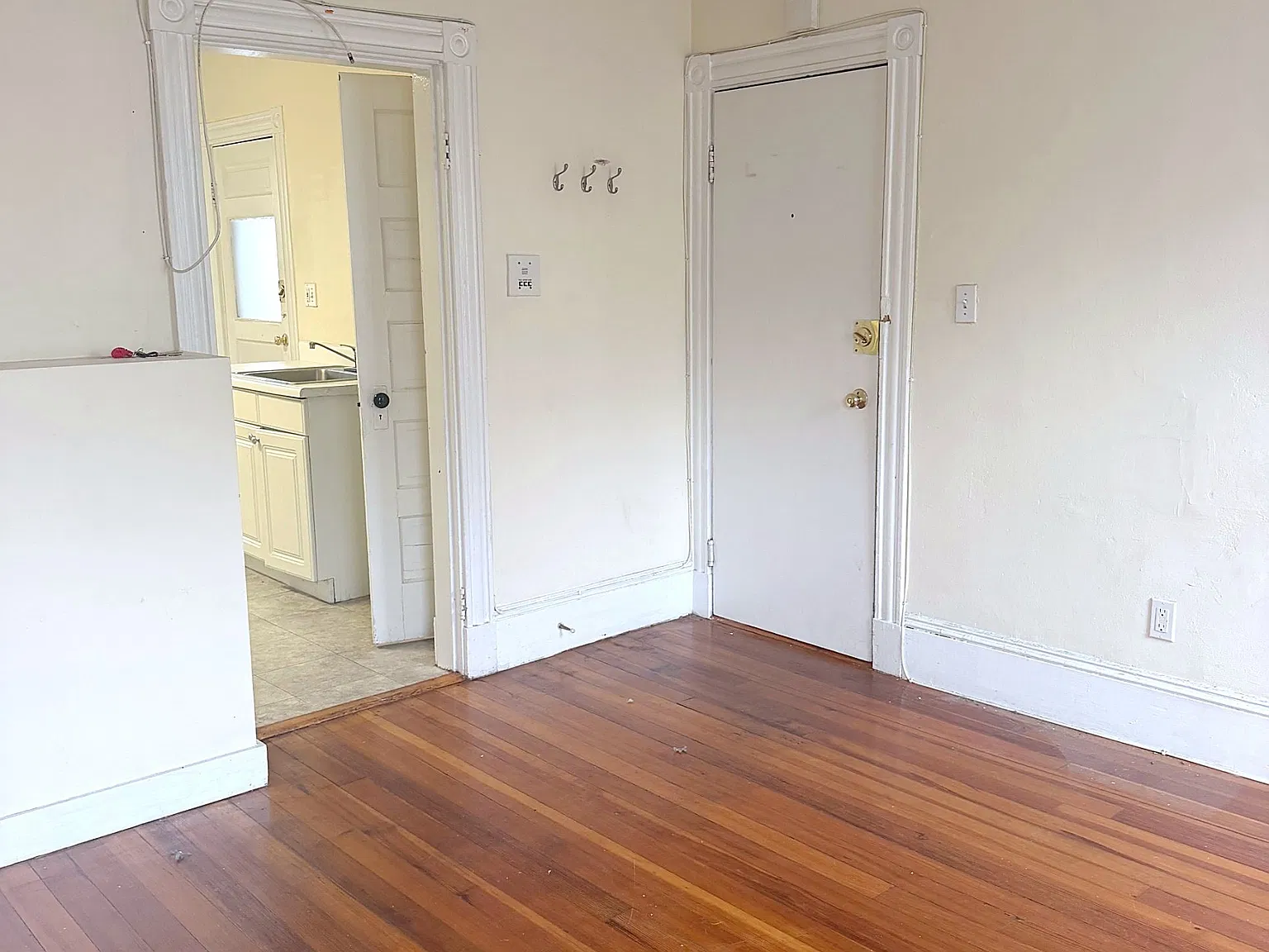 2 bed, 1.0 bath, 625 sqft, $2,800 — Photo 3