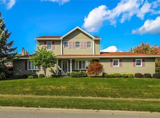 91 Red Rock Cir, Rochester, NY 14626