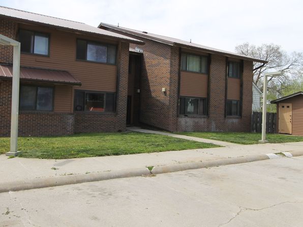 126 N Lincoln St #4