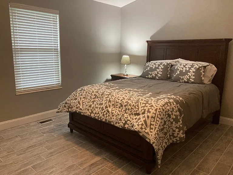 490 Beechwood Cir — Photo 19