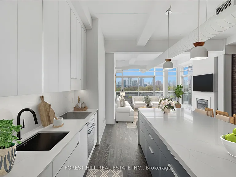 233 Carlaw Ave #804 — Photo 31