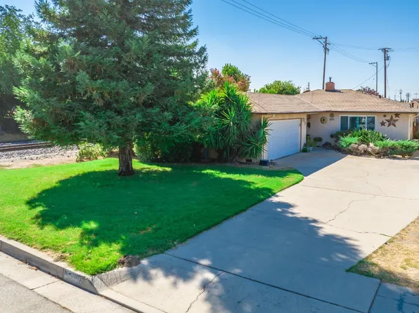 1400 W 4th St, Madera, CA 93637