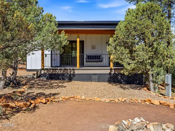 2787 Paradise Pines Rd, Overgaard, AZ 85933