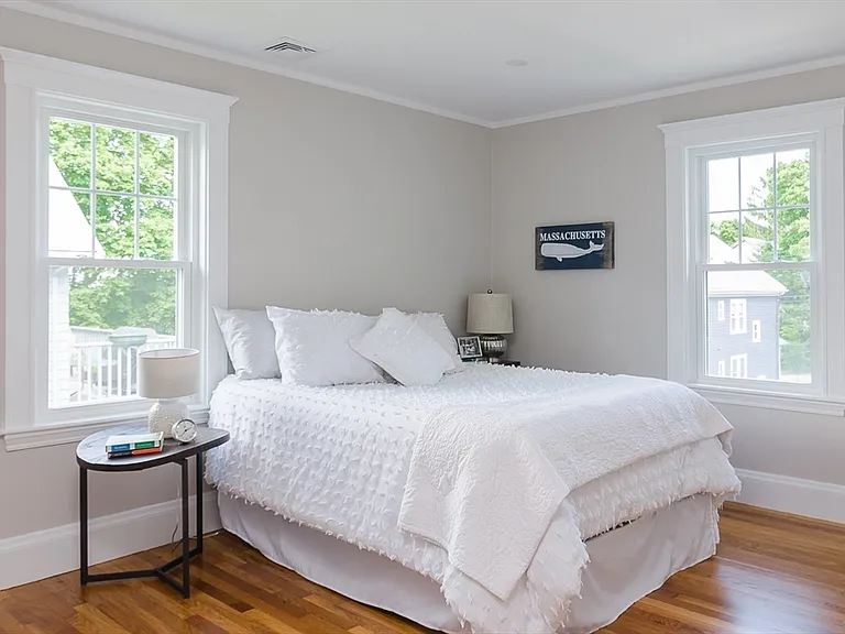 32 Newport St #1 — Photo 10