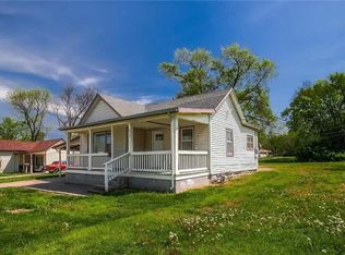 823 S Olive St, Ottawa, KS 66067