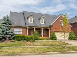 2704 Red Leaf Dr, Lexington, KY
