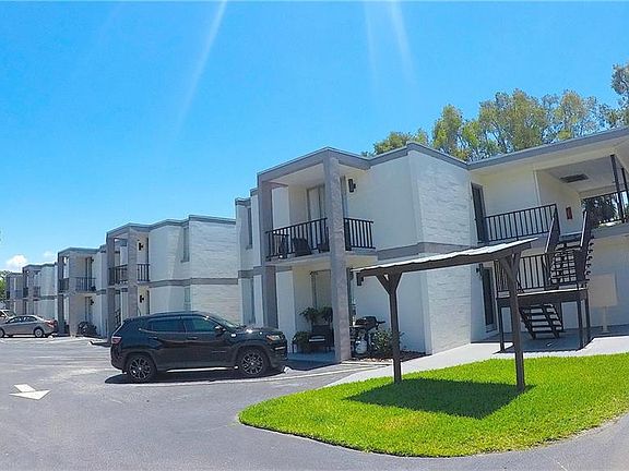 4th image of 6001 S Dale Mabry Hwy APT 1