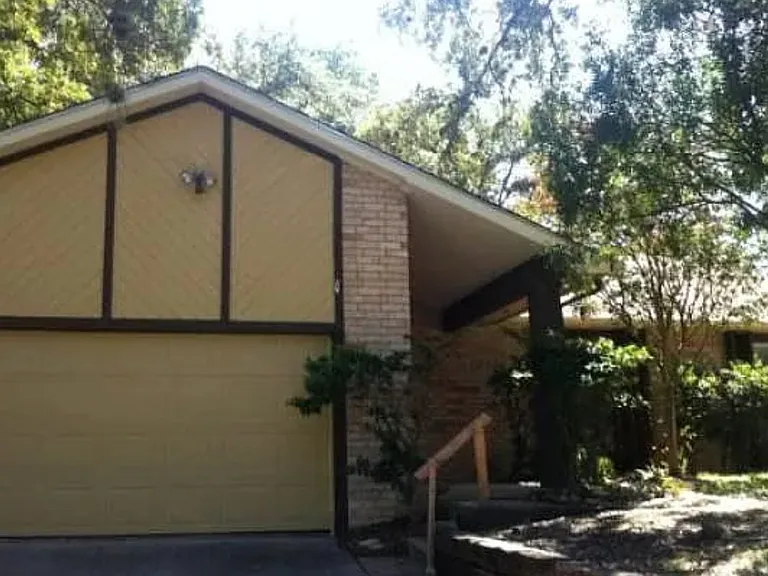 7926 Rugged Rdg — Photo 1