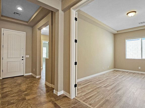 4th image of 12025 S 186th Dr