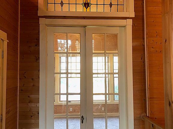 Entrance to 2nd floor master