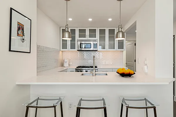 404 East 76th Street #17C in Lenox Hill, Manhattan | StreetEasy