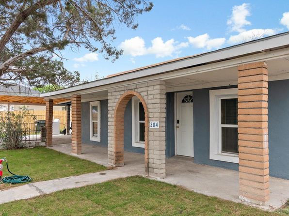304 San Juan St, Del Rio, TX 78840