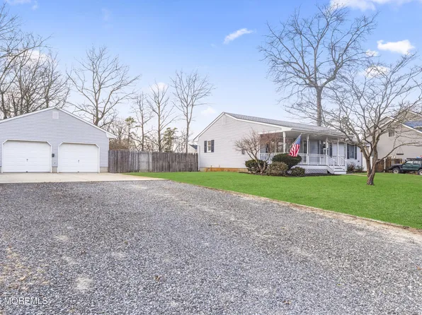 364 Railroad Avenue, Bayville, NJ 08721