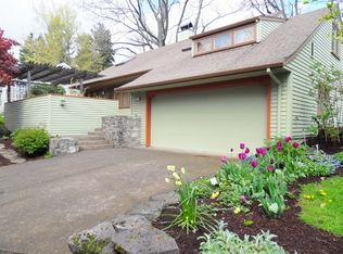 2607 SW Mitchell St, Portland, OR 97239