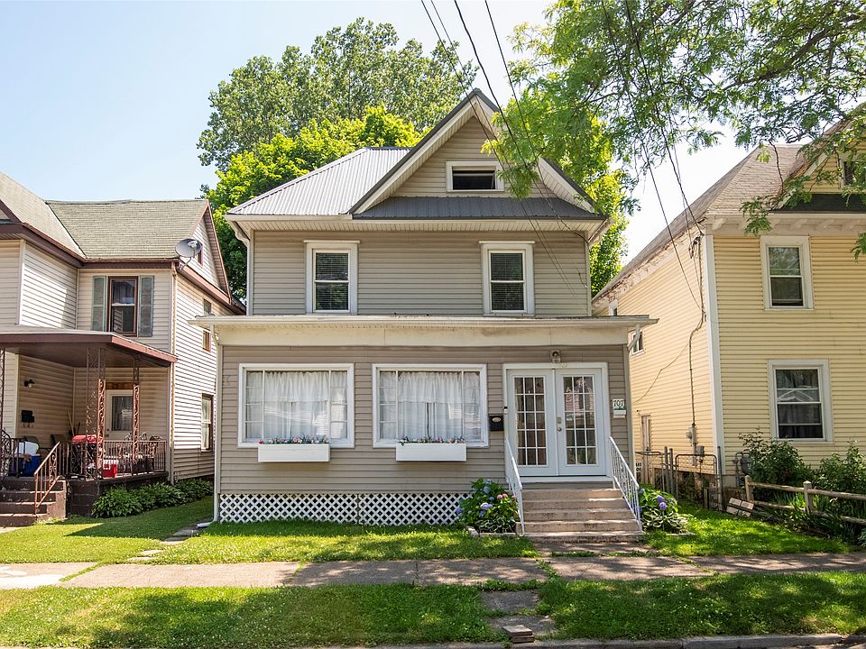 1st image of 707 Plum St