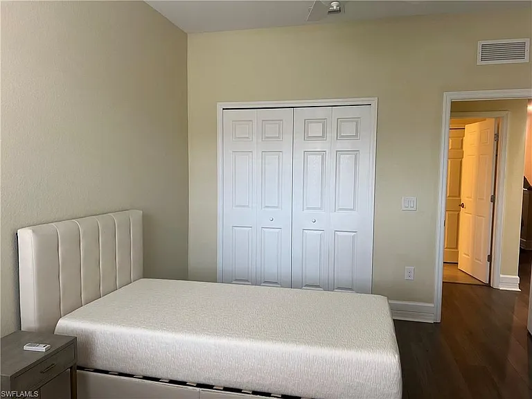 10300 Via Colomba Cir — Photo 22