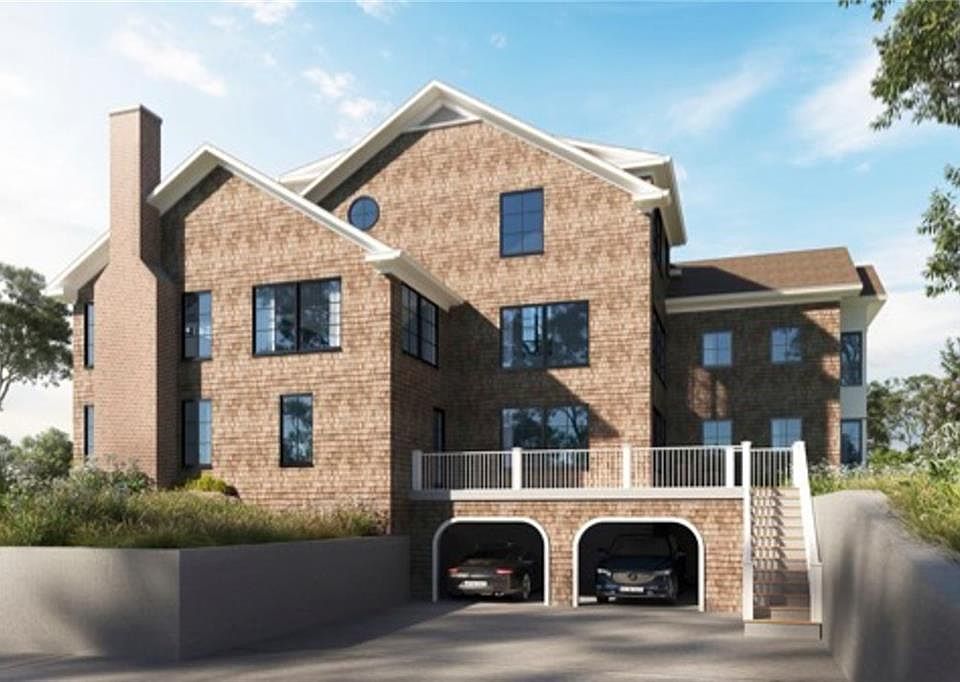 43 Ashurst Ave, Middletown, RI 02842 Zillow