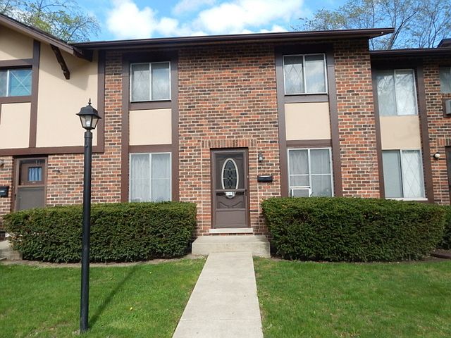 1st image of 1S165 Eliot Ln