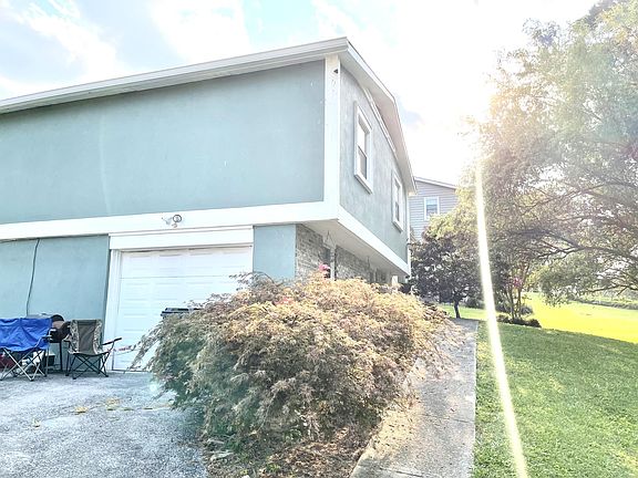 2nd image of 2304 Lakesite Dr