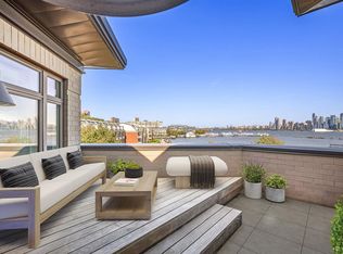 Henley Place Townhouse #3, Weehawken, NJ 07086
