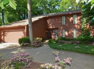 17490 Bending Oaks Ct, Granger, IN