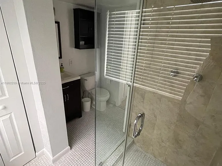 3036 SW 27th Ave #5 — Photo 12