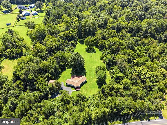 2nd image of 8265 Opal Rd