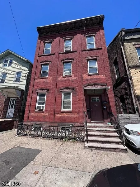 67 Congress St photo 1