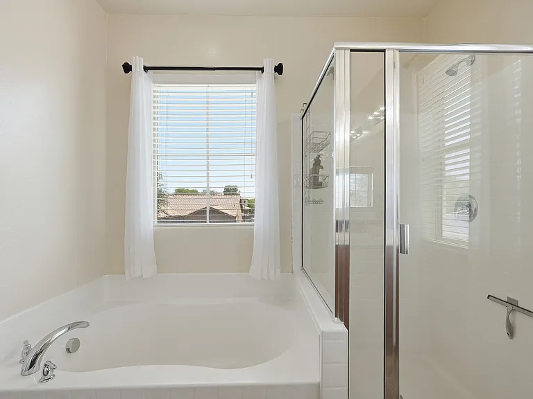1846 E Merlot St — Photo 34