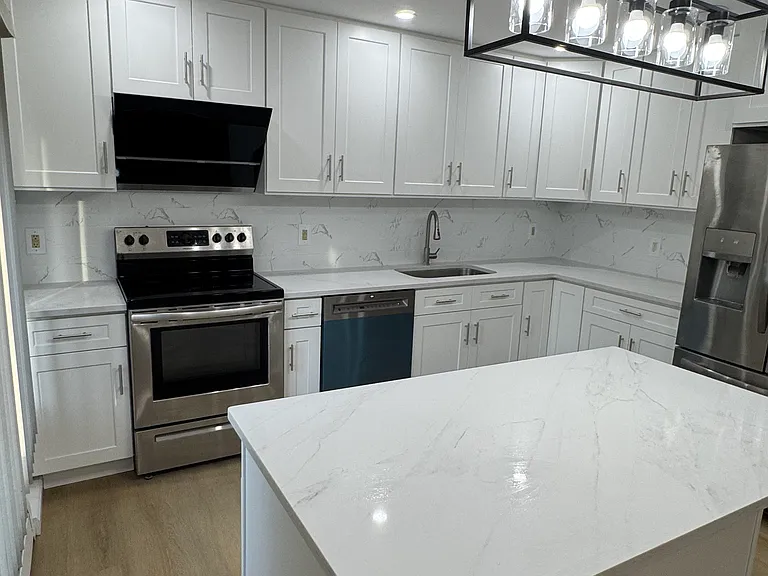 639 Townline Rd — Photo 3