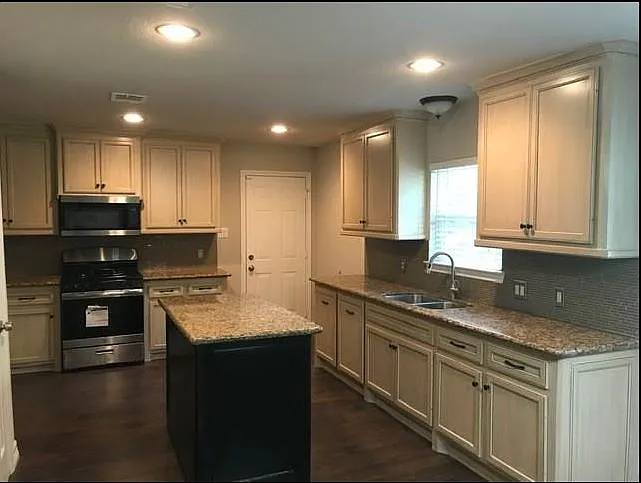 5939 Marwood Dr — Photo 4