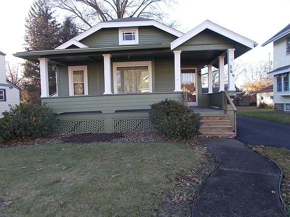 2nd image of 364 Oak Knoll Ave SE