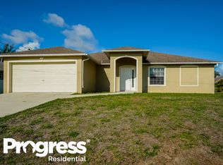 218 SW 11th Ave, Cape Coral, FL 33991