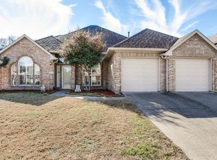113 Bent Creek Dr, Garland, TX 75040