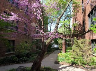 5465 S Ingleside Ave APT 3E, Chicago, IL 60615